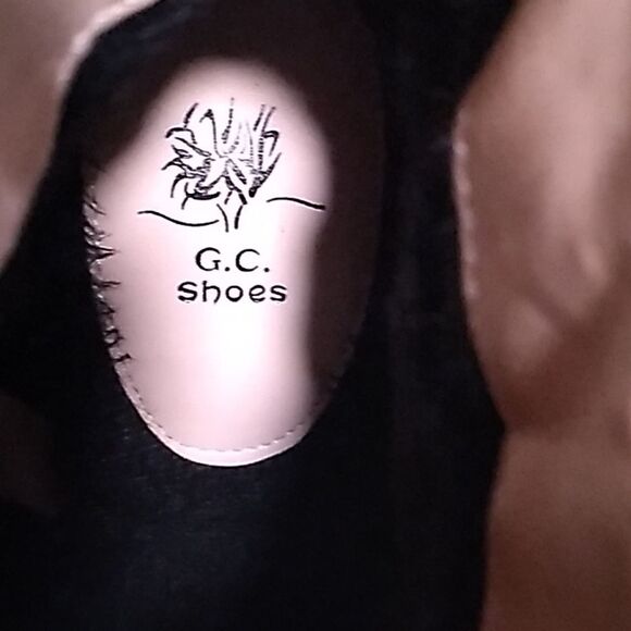 G.C. Shoes Olive Green Suede Tassel Ankle Booties. Sz 6.5 - Picture 8 of 9